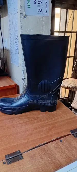 Industrial Gumboot Size 43