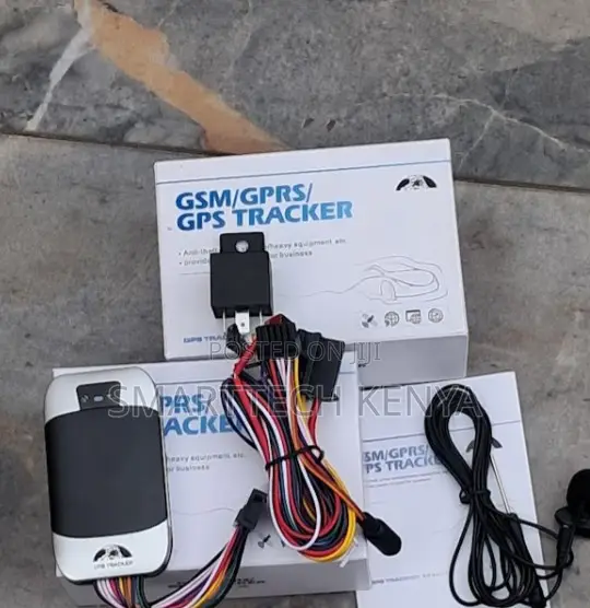 Vehicle GPS Tracker with GSM GPRS Real-Time Tracking - 1