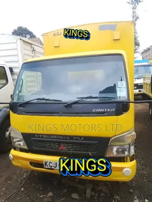 Mitsubishi Canter FE84 Truck (2014)