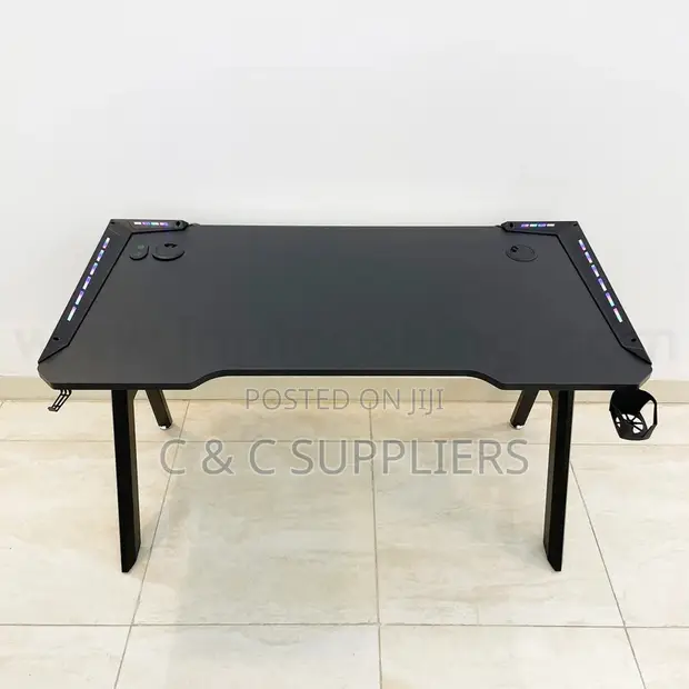Generic Gaming Desk - 120 x 60cm - 1