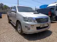 Toyota Hilux 2014 Nyeusi - 2