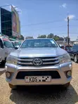 Toyota Hilux 2018 - Gray - 3