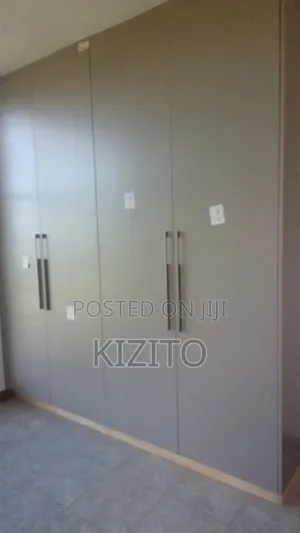 Vanity and Kitchen Cabinet Fitting Service