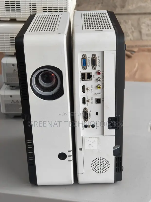 NEC ME372W WXGA Projector 3700 Lumens EX-US - 1