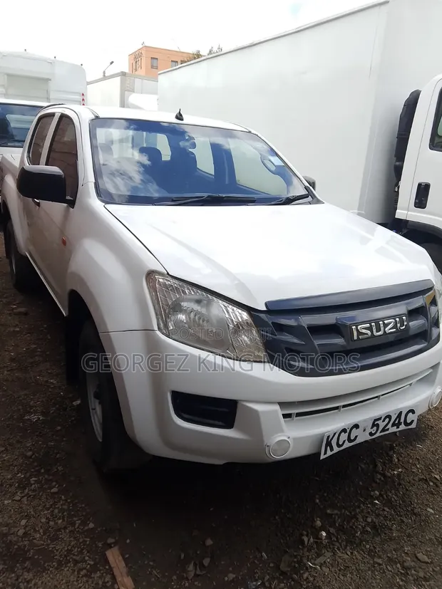 Isuzu D-MAX 2014 White - 1
