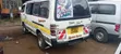 Toyota HiAce 2001 Nyeupe - 3