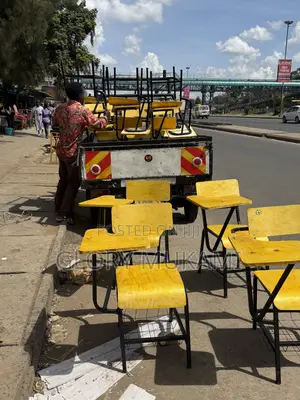Viti vya Chuo vya Mkono Mpya Kabisa