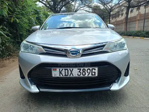 Toyota Corolla Fielder Hybrid 2018 Silver