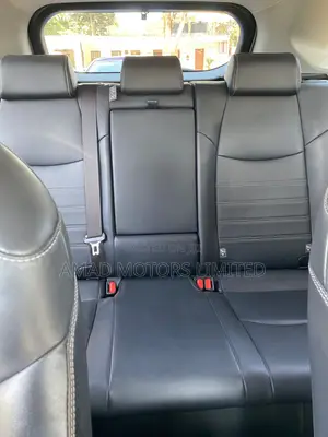 Toyota RAV4 2019 Hybrid Pearl White