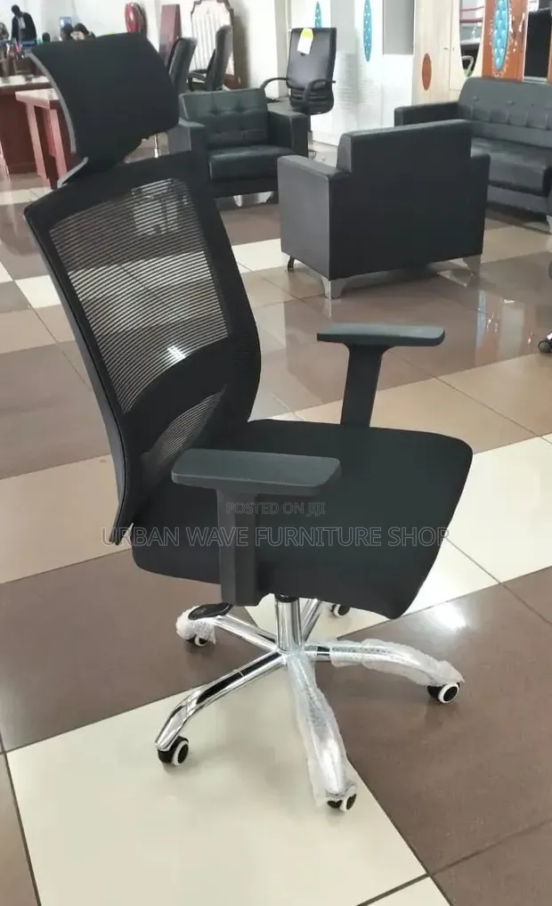 Boss Office Products Headrest Office Chair - 1