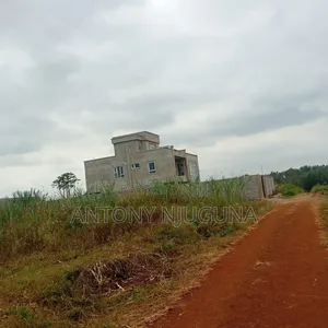 Kitalu Bora cha 50x100 katika Mashamba ya Kangema