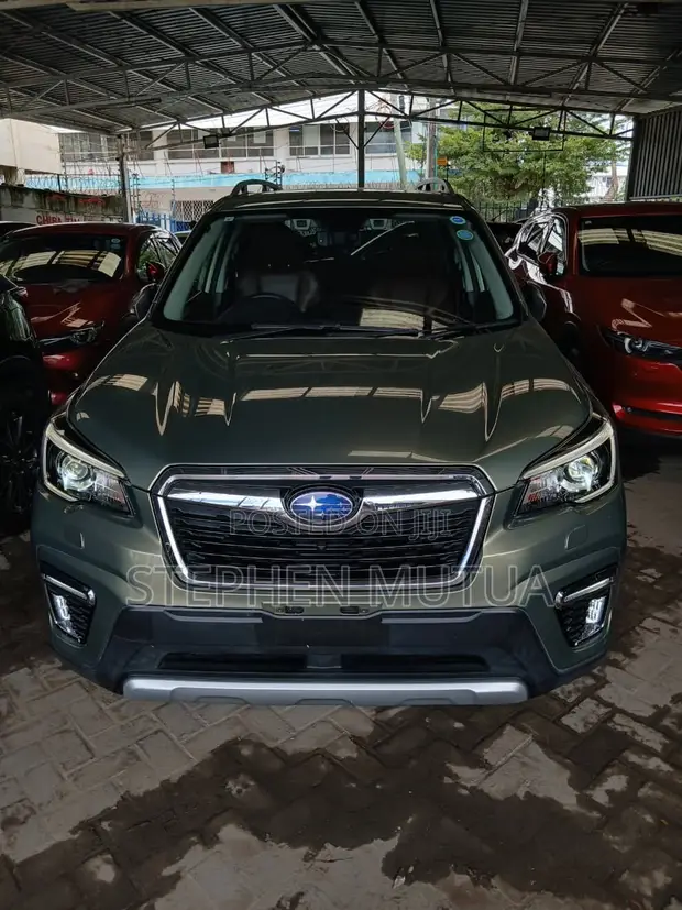 Subaru Forester 2019 Kijani - 1