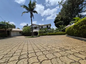 5 Bedroom House with DSQ for Rent in Runda