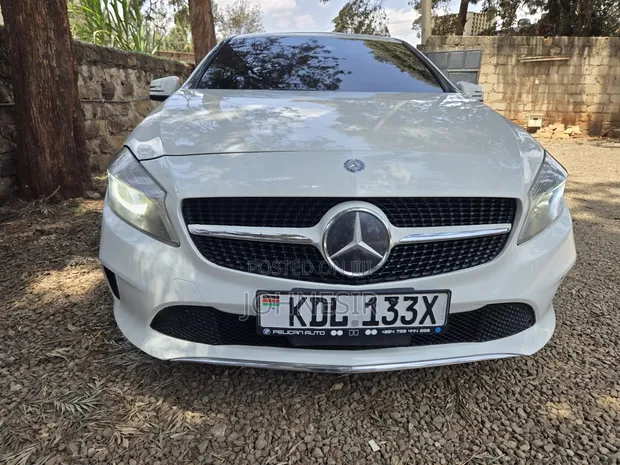 Mercedes-Benz A-Class 2016 White - 1