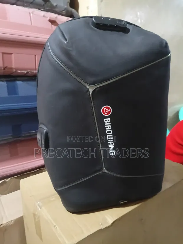 Laptop Backpack ya Kazi - Nyororo na Salama - 1