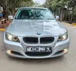 BMW 320i Sedan RWD 2011 Silver - 3