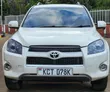 Toyota RAV4 2.5 SUV 2011 Nyeupe - 1