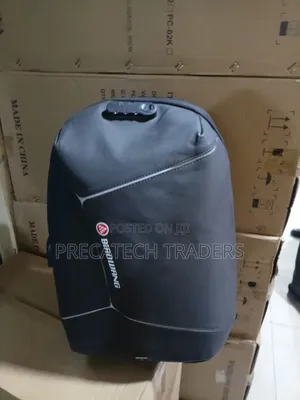 Mkoba wa Laptop Usio na Maji - Safari & Ofisi