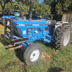 Tractor Ford 5610 (Bluu, 2WD)