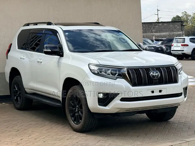 Toyota Land Cruiser Prado TXL 2022 - 1