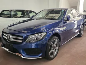 Mercedes-Benz C200 2018 Blue
