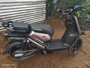 Captain CP150-10 Pikipiki ya Umeme 2025 Rangi ya Kahawia
