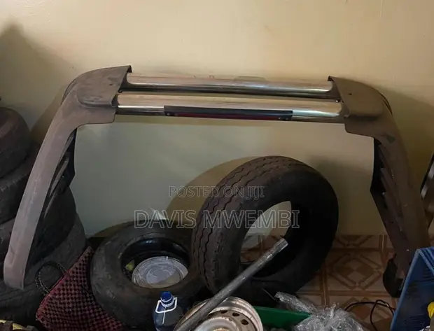 Toyota Hilux/Vigo Roll Bar - Brand New - 1