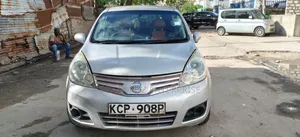 Nissan Note 2014 Nyeusi