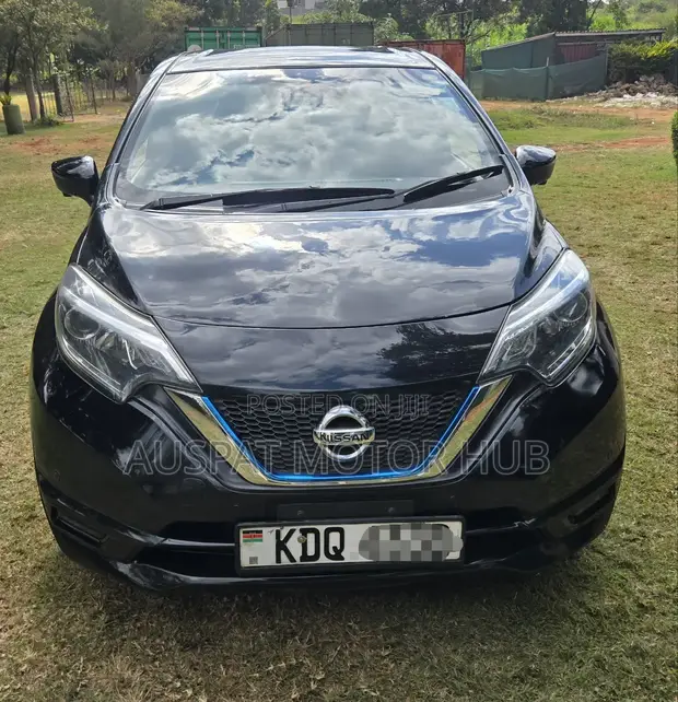 Nissan Note 1.2 Hybrid e-POWER 2018 Nyeusi - 1