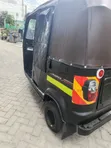 TVS 2020 Nyeusi Tatu-Wheeler - 2
