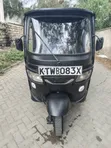 TVS 2020 Nyeusi Tatu-Wheeler - 5