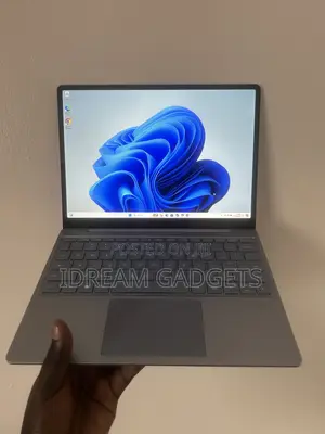 Microsoft Surface Laptop Go 8GB RAM, Intel Core i5, 128GB SSD