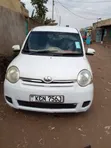 Toyota Sienta 2010 White - 1