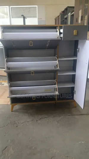 Bucket Flip Shoe Rack - Holds 20+ Pairs