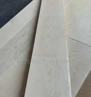 Sakafu ya Laminate ya Kibiashara kwa Ofisi