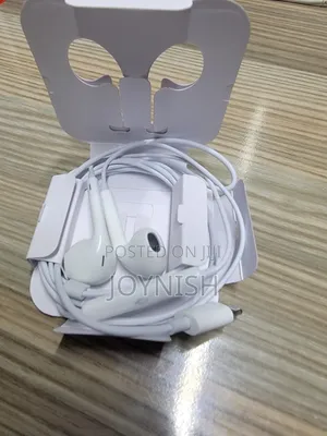 Apple Earpods USB-C (Brand New)