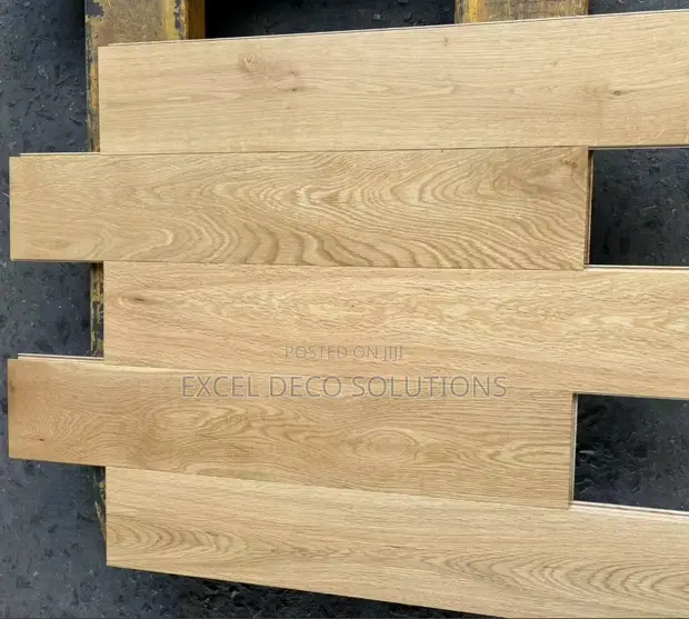 Click Lock Laminate Flooring Planks - Quick Interlocking - 1