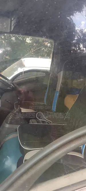 Truk Isuzu FRR KCX - Tayari kwa Kazi