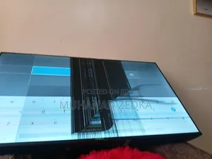 Samsung TV Inchi 50 - Skrini Imeharibika, Inafanya Kazi
