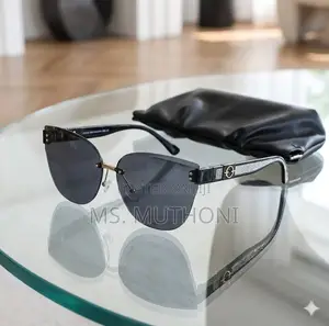 Gentle Monster Polarized Cat-Eye Sunglasses
