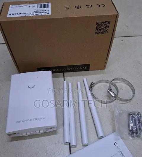 Grandstream GWN7630LR Outdoor Wi-Fi Access Point - 1