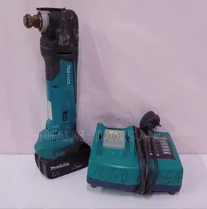 Ex-UK Makita DTM51 18V Cordless Oscillating Multi-Tool