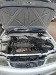 Toyota Corolla 2001 White - 5