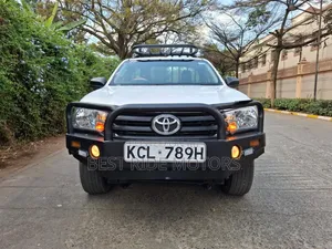 Toyota Hilux Revo Single Cab 2.4 Diesel RWD 2017