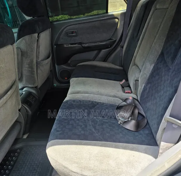 Toyota Harrier 2002 - 1