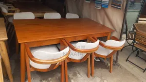 Modern Six-Seater Dining Set