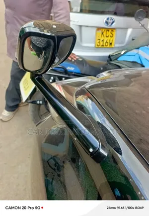 Toyota Prado 150 Bonnet Mirror Mount - Mpya