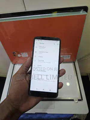 Motorola Moto G6 Plus 64GB Nyeusi