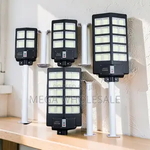 Zilizopunguzwa Bei Taa za Solar za LED za Mtaani (1000W-5000W)