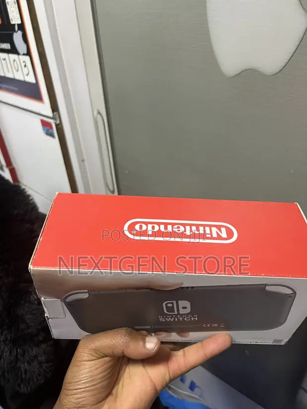 Nintendo Switch Lite - Mpya Kabisa (Nyeusi) - 1